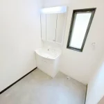 270039946-11