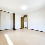 270039975-16
