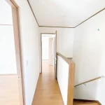270040136-28