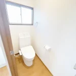 270040136-8