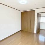 270040254-15