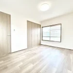270040327-14