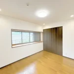 270041082-22