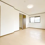 270044528-15