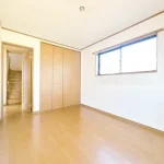 270044701-15