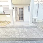 270045040-11