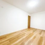 270047194-8