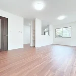 270047274-1