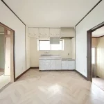 270047569-8