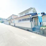 270047697-1