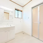 270047784-9