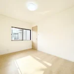 270047931-10