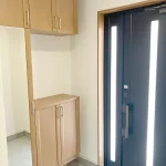270049049-18
