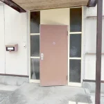 270050403-11