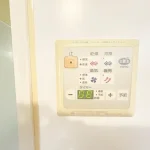 270050431-28