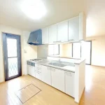 270050431-6