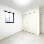 270050436-32