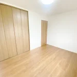 270050541-11