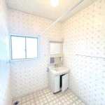 270050768-9