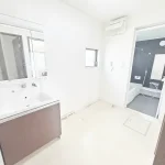 270050808-5