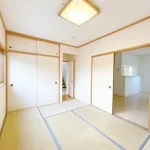 270050812-14