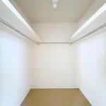 270050979-16