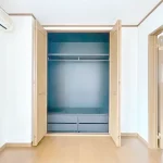 270050993-25