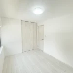 270051030-11