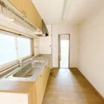 270051078-18