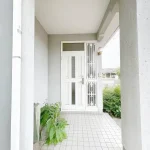 270051078-3