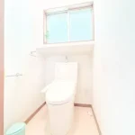 270051113-8