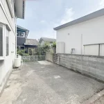 270051376-23