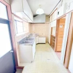 270028607-5