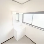 270032837-10