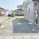 270036982-10
