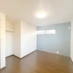 270037559-17