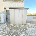 270039212-11