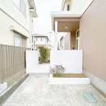 270039379-1