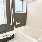 270040102-7