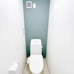 270040135-8