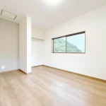 270040341-16