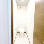 270042495-8
