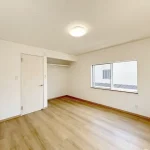 270044897-18