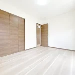 270044977-18