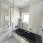 270045889-7