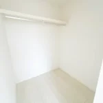 270046400-18
