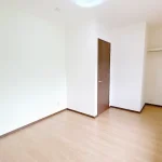 270047088-18