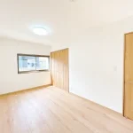 270047211-15