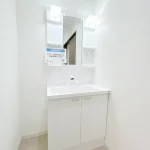270047852-9