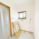 270048911-9